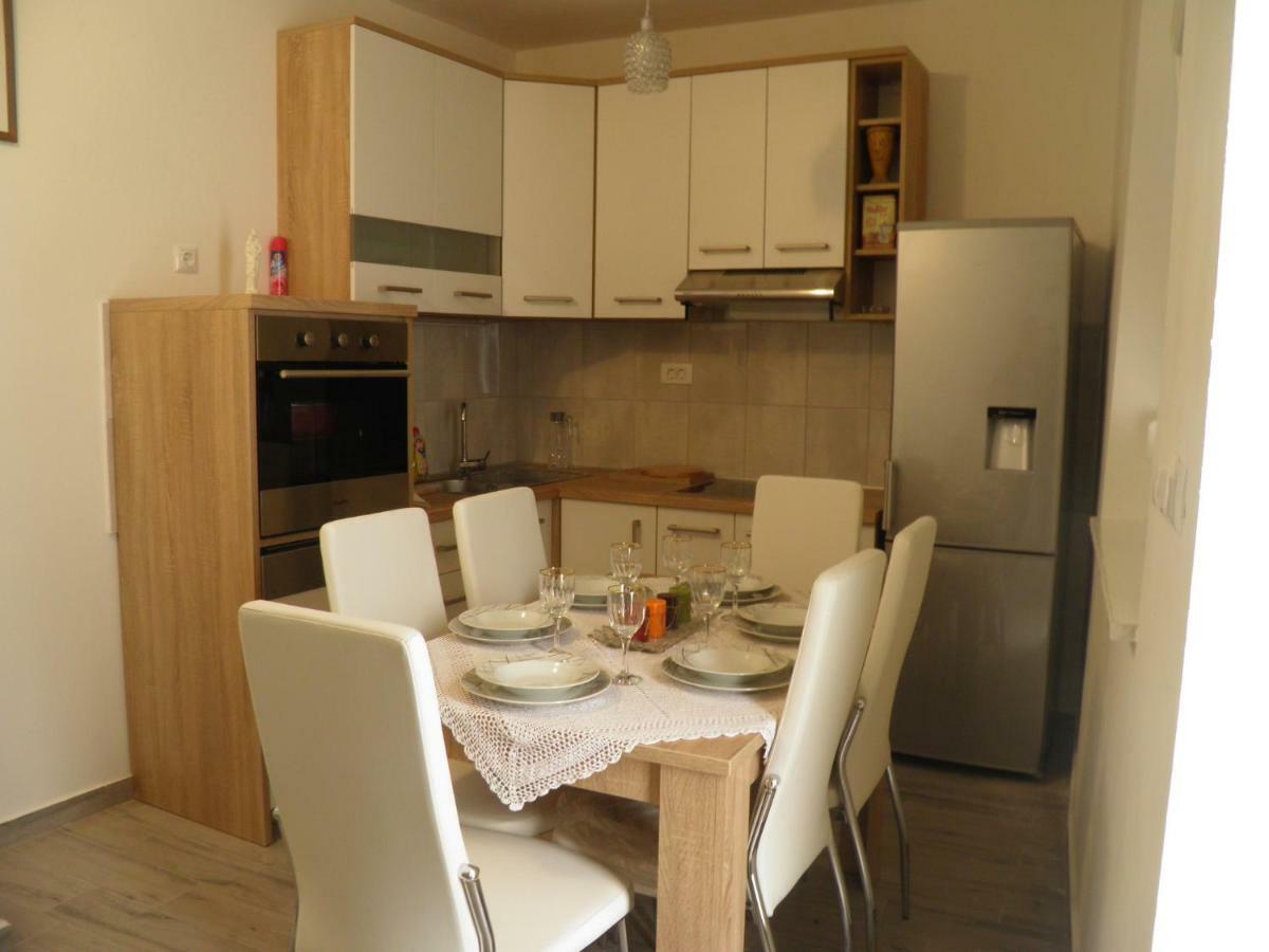 Apartment Dorothy Kaštela Εξωτερικό φωτογραφία