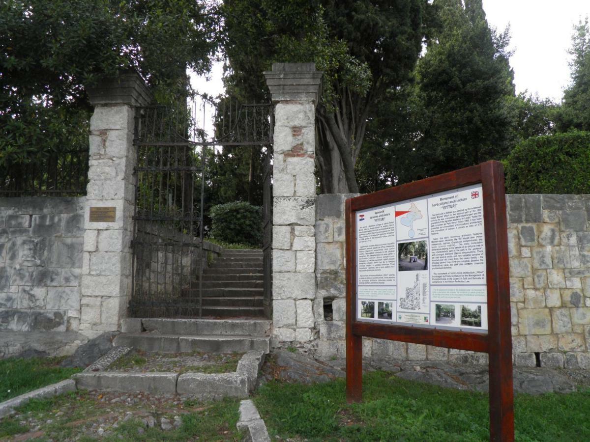 Apartment Dorothy Kaštela Εξωτερικό φωτογραφία