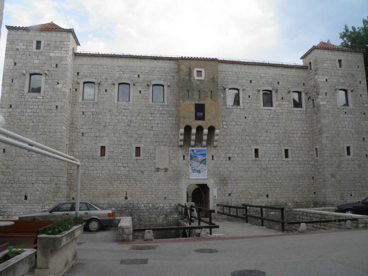 Apartment Dorothy Kaštela Εξωτερικό φωτογραφία