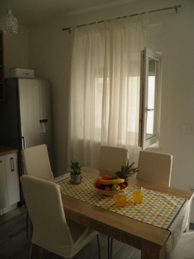 Apartment Dorothy Kaštela Εξωτερικό φωτογραφία