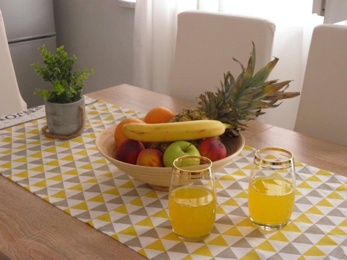Apartment Dorothy Kaštela Εξωτερικό φωτογραφία