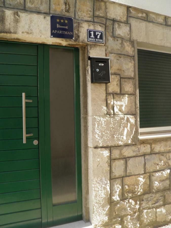 Apartment Dorothy Kaštela Εξωτερικό φωτογραφία